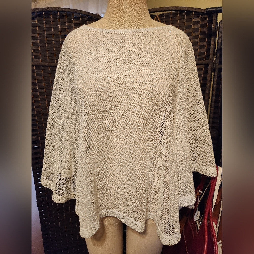 Elegant White Sweater W BY WORTH